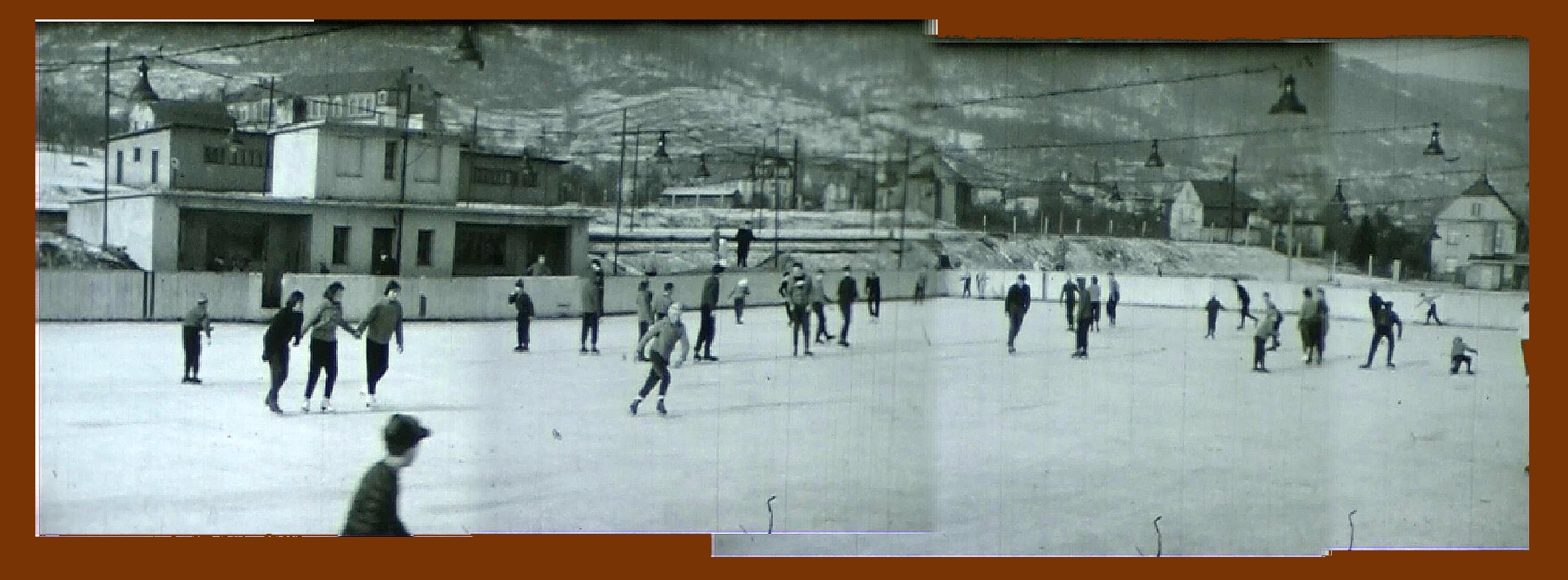 030 Kluziště na stadioně v Krupce asi 1956